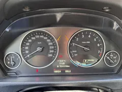 BMW 328i xDrive — Instrument cluster