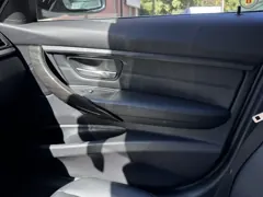 BMW 328i xDrive — Interior door trim