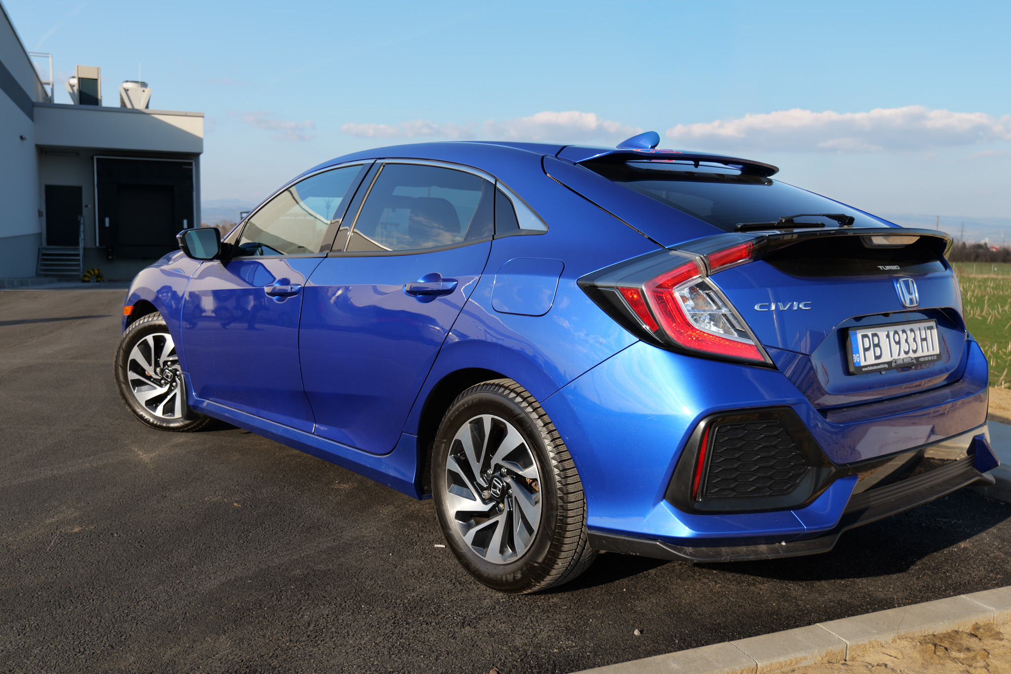 Honda Civic side profile thumbnail